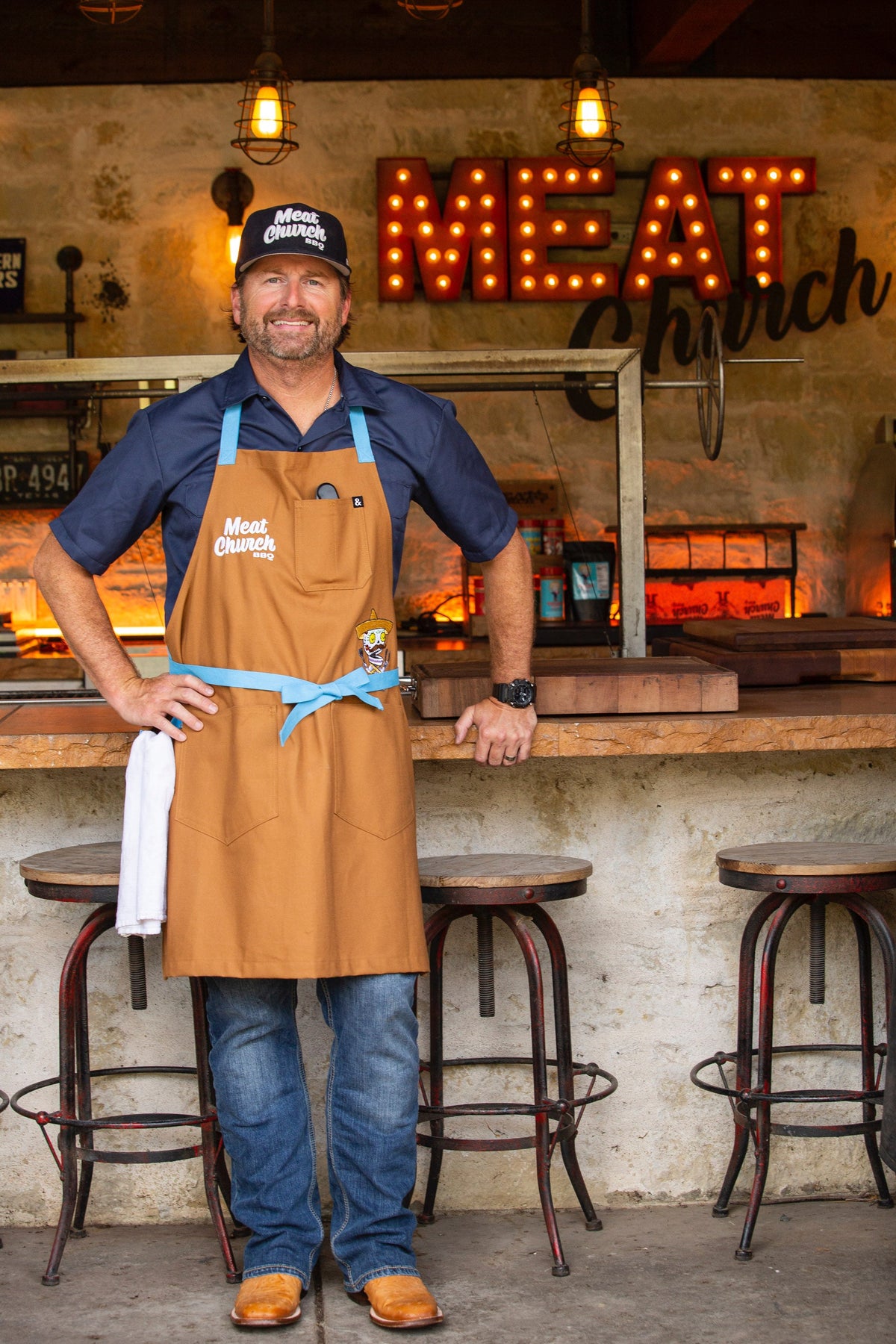 hedley-and-bennett-meat-church-apron-duck-tan-u0 image_912805a7-8b3f-48b2-8698-64cb1afdc18a.jpg